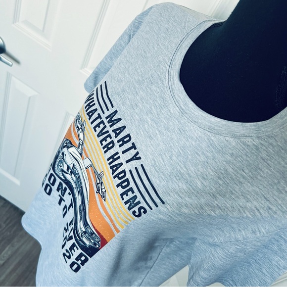 New! Back To Future Inspired Funny 2020 Light Grey Graphic Tee Size Small - Picture 3 of 4